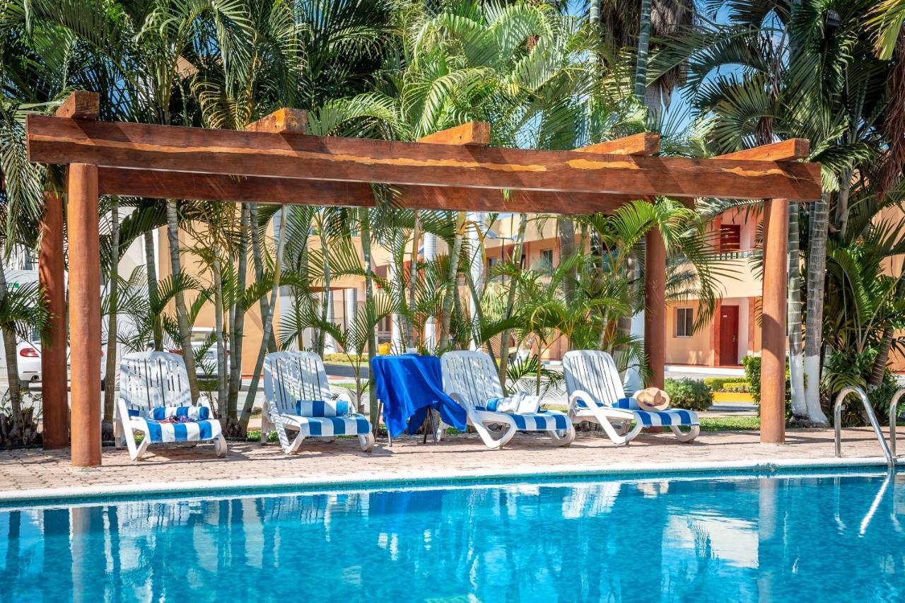 Tecnohotel Itzáes Mérida Exterior foto